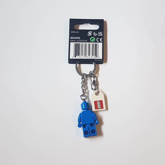 Lego VIP Blue Keychain 854090 - Picture 3 of 3